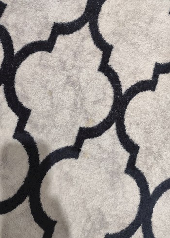 siyah Beyaz halı - Görsel 2