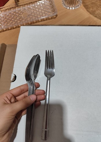 Gri-Beyaz Metal Kaşık ve Çatal Seti - Görsel 2