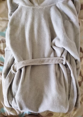 H&M Gri Unisex Kürklü Sabahlık - Görsel 3