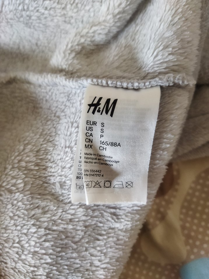 H&M Gri Unisex Kürklü Sabahlık - Görsel 4