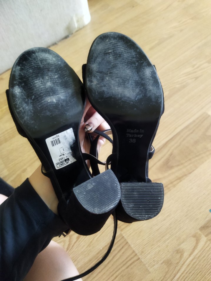 Siyah Tokalı Kalın Topuklu Kadın Gece Ayakkabısı - Görsel 5