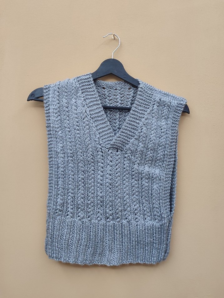 Gri V Yakalı yanlari açık Örgü Kadın Süveter - Görsel 2