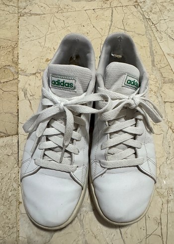 38 Beden Adidas Beyaz Kadın Günlük Spor Ayakkabı