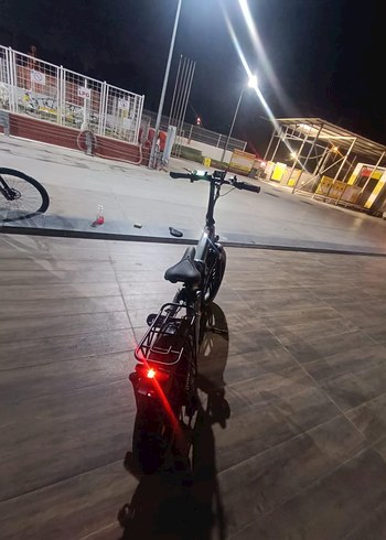 Beden RKS katlanabilir Elektrikli bisiklet