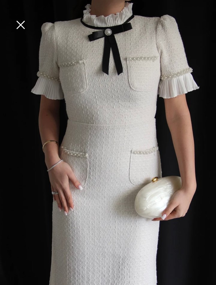 Beyaz Dik Yaka İnci ve Kurdeleli Premium Kısa Kollu Tüvit Elbise - Görsel 4