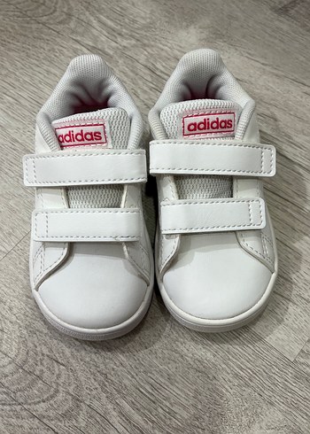 Adidas Beyaz Kız Çocuk Spor Ayakkabısı