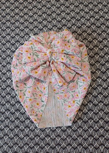 Beden Pastel Kahverengi Çiçek Desenli Bebek Slingi