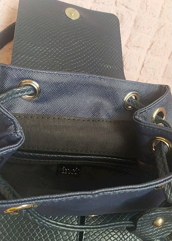  Beden koyu lacivert Yılan Desenli Deri Kadın Sırt Çantası yeni gibidir