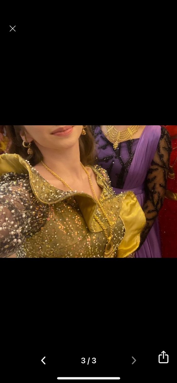 Sarı unuz abiye elbise omuz kısmı volanlı - Görsel 3