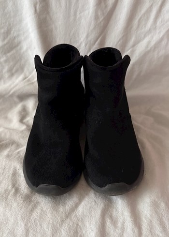 Skechers Siyah Süet Kadın Dolgu Topuklu Bot