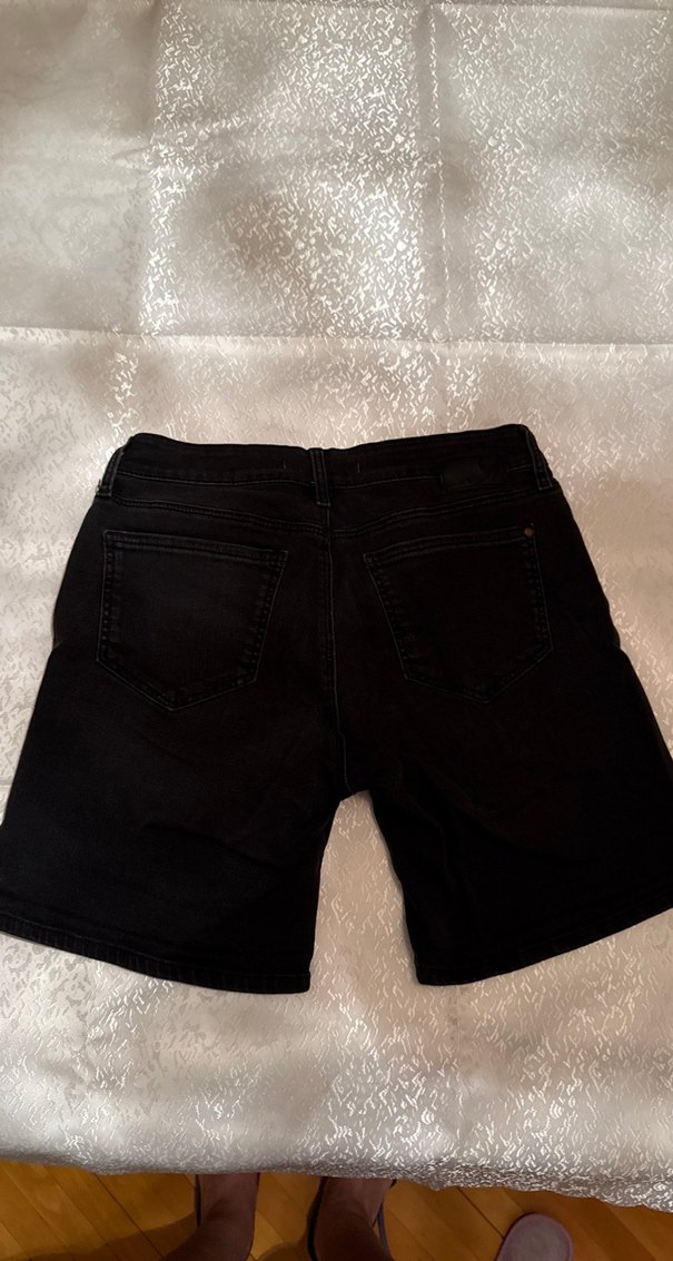 Siyah Salaş Mini Denim Şort - Görsel 2