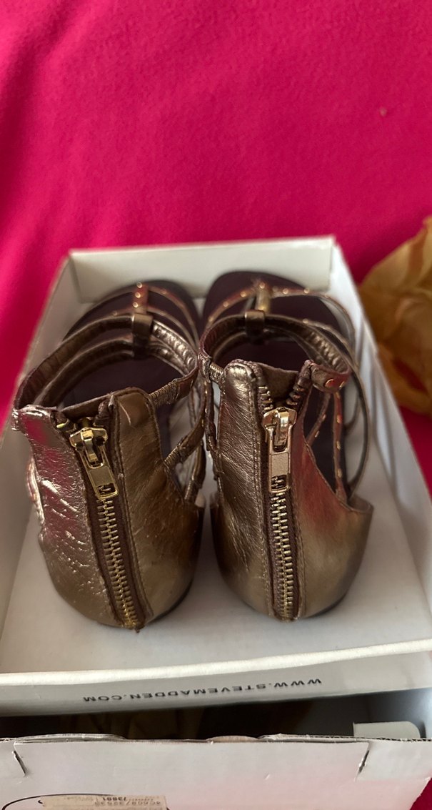 Altın Renkli Yılan Desenli Dolgu Topuklu Kadın Sandalet - Görsel 2