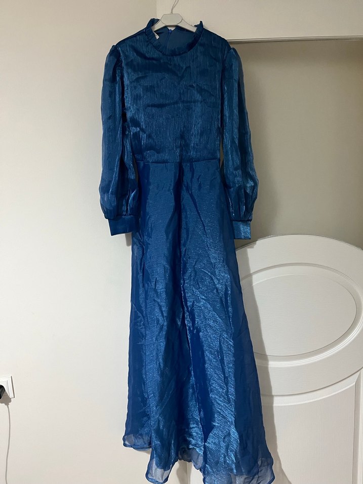 Uzun Mavi Tesettür Abiye - Görsel 2