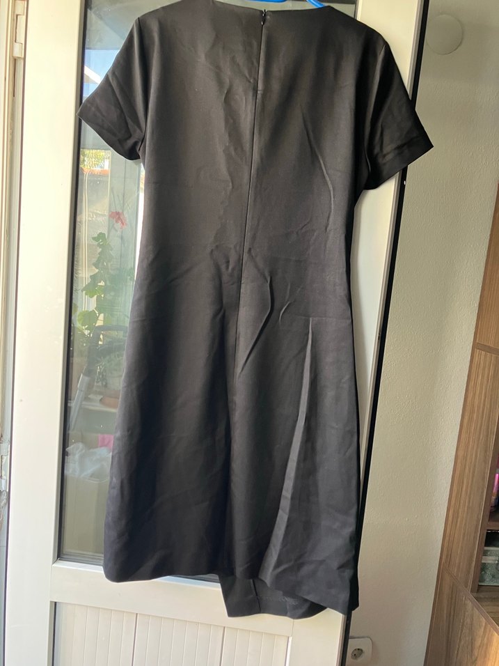 Kemer Detaylı Siyah Kadın Uzun Elbise - Görsel 3