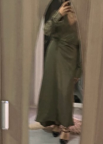 Kadın Haki Uzun Drapeli Saten Gömlek Elbise - Görsel 2