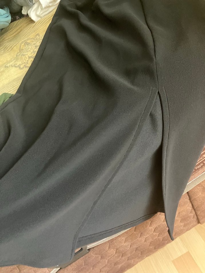 Siyah Drapeli Uzun Kadın Etek - Görsel 3