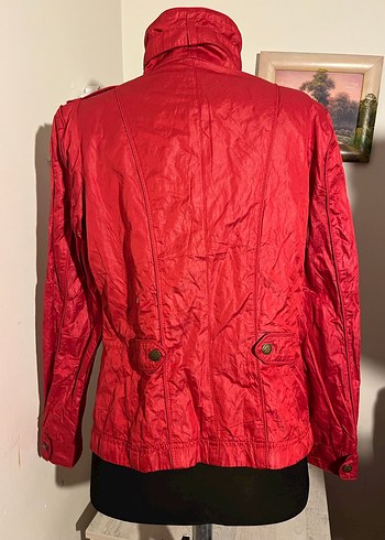 Kırmızı Fermuarlı Kadın Ceket - Görsel 3