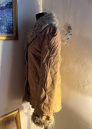 Kürklü Nakışlı Süet Kadın Kaban - Görsel 3