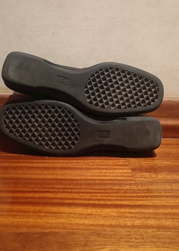 Desa marka Klasik Siyah Topuklu Kadın Ayakkabı - Görsel 4