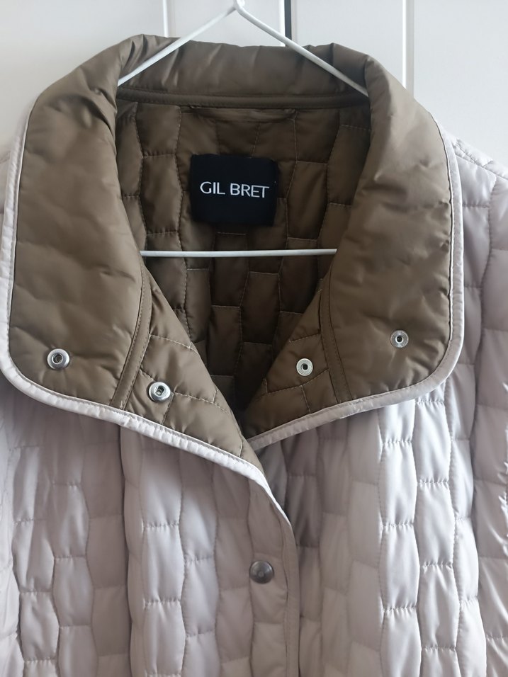 Gil Bret Marka Düğmeli Krem Kadın Kısa Mont - Görsel 2