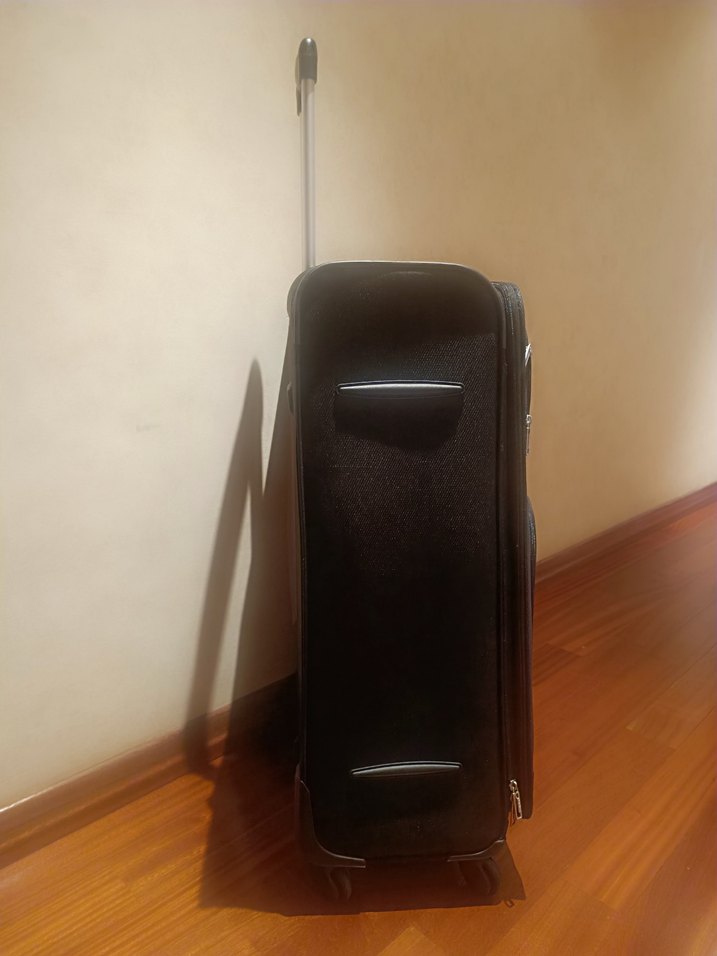 Klasik Gri Tokalı Valiz - Görsel 4