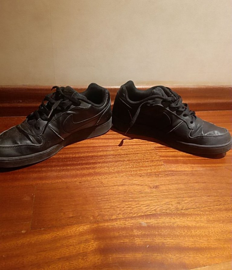 Siyah Bağcıklı Nike Spor Ayakkabı - Görsel 2