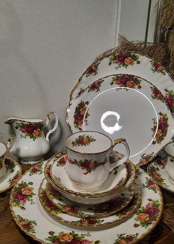  Beden bordo Renk Royal Albert Old Country Roses Büyük Boy Tabak
