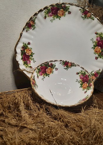 English Home Royal Albert Old Country Roses Kase