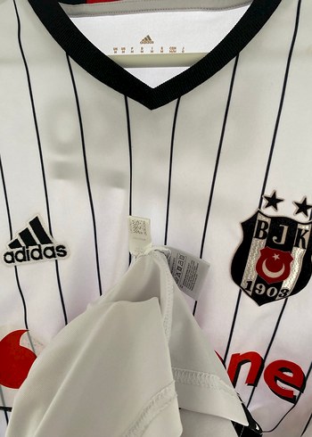 Beşiktaş orjinal Adidas forma - Görsel 4