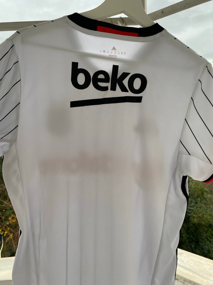 Beşiktaş orjinal Adidas forma - Görsel 2