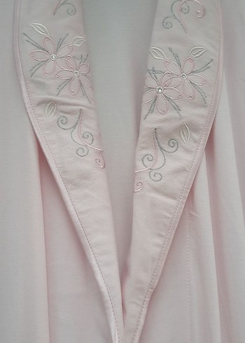 Pembe Uzun Kadın Sabahlık - Görsel 2
