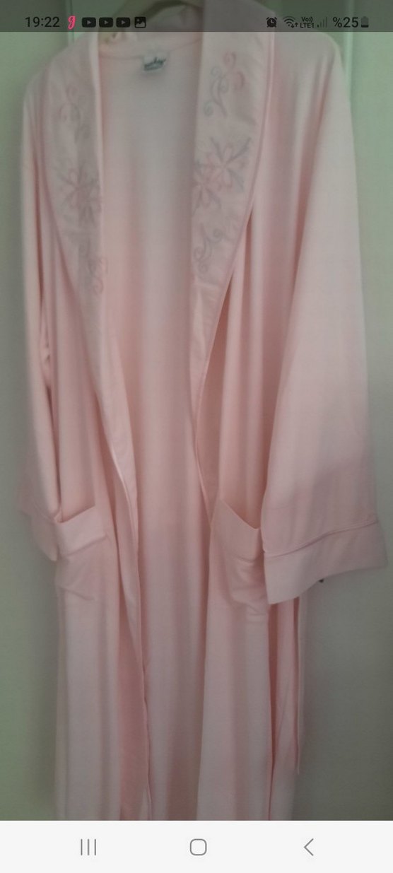 Pembe Uzun Kadın Sabahlık - Görsel 5
