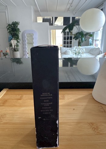 Laura Mercier - Görsel 3