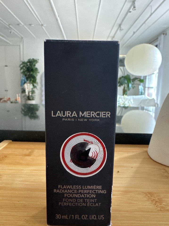 Laura Mercier - Görsel 2