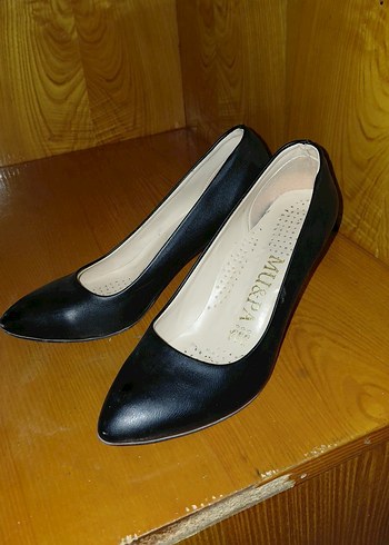 Klasik Siyah Stiletto Topuklu Kadın Ayakkabı - Görsel 2