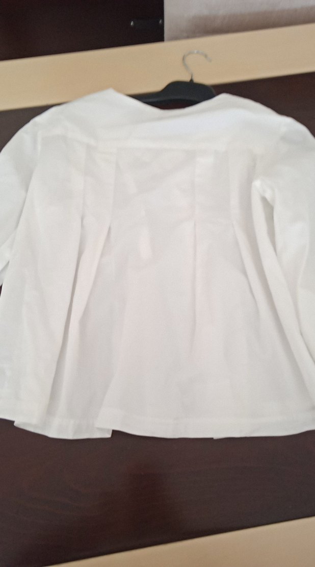 Kız Çocuk Beyaz Keten Düğmeli Bluz - Görsel 3