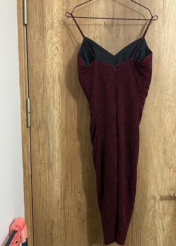 Bordo Simli Kumaştan Drapeli Hafif Kısa Elbise - Görsel 2