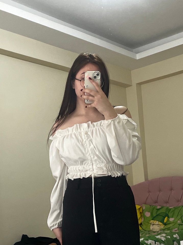 Beyaz Straplez Uzun Kollu Pamuk Bluz - Görsel 2