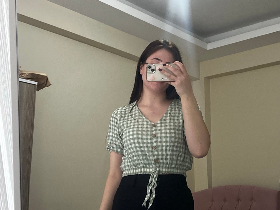 Gri Ekose V Yaka Transparan Bluz - Görsel 4