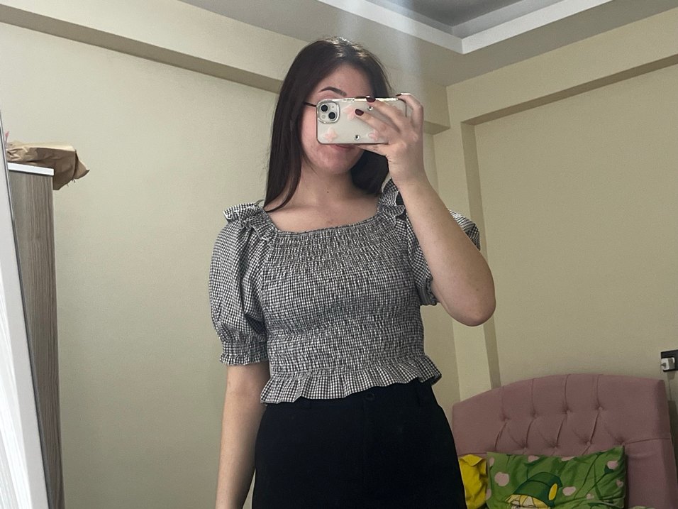 Gri Kareli Volanlı Straplez Bluz - Görsel 3