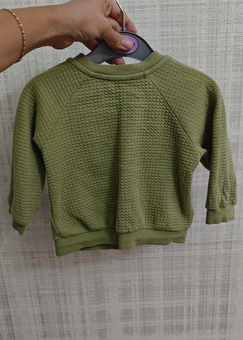 6-9 Ay Beden Kız Çocuk Yeşil Nakışlı Düğmeli Hırka