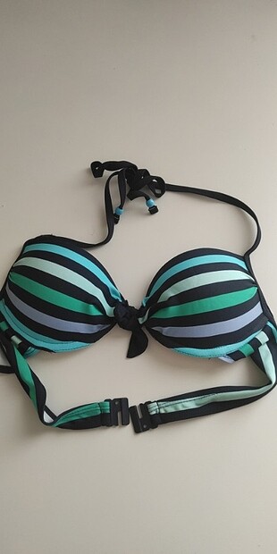 Bikini üstü