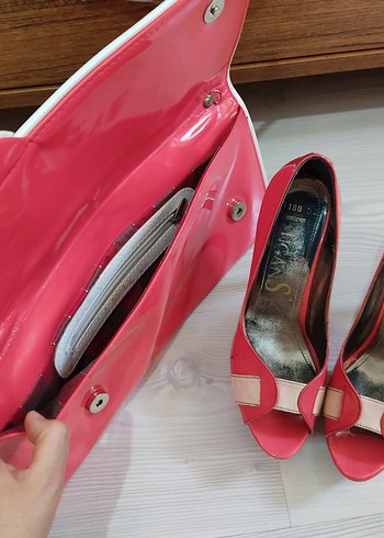 Parlak Nar Çiçeği Yüksek Topuklu Kadın Ayakkabı - Görsel 2