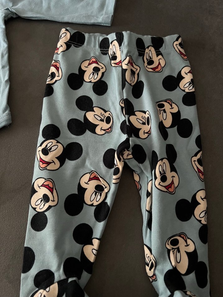 Gri Mickey Mouse Baskılı Bebek Takımı - Görsel 3