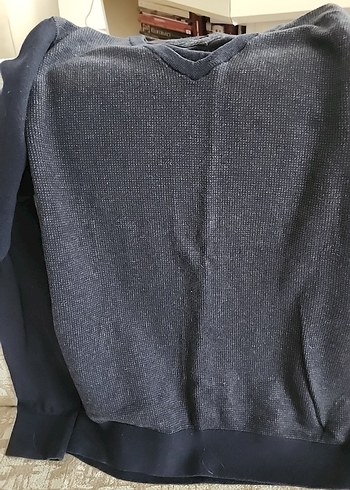 Gri V Yaka Erkek Triko Kazak - Görsel 3