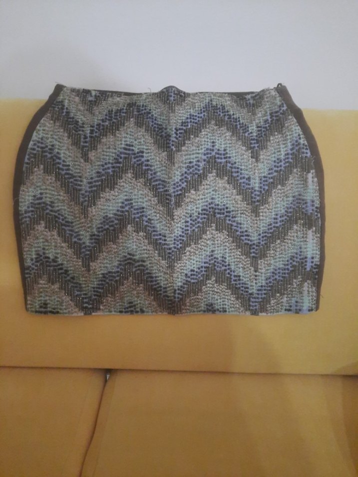 boncuk işlemeli mini etek zara - Görsel 5