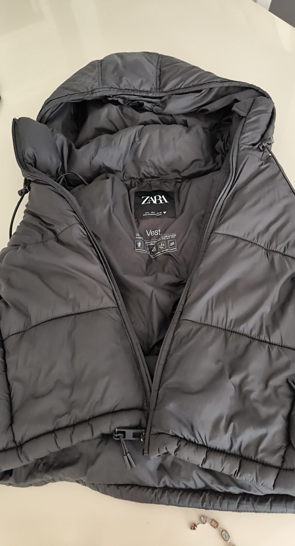 Kadın siyah Kapüşonlu Şişme Yelek - Görsel 4