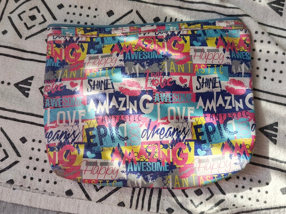 Kadın Makyaj/Plaj çantası - Görsel 2