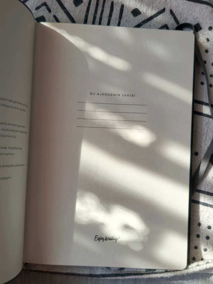 Bej ve Gri Lastikli Ajanda - Görsel 3