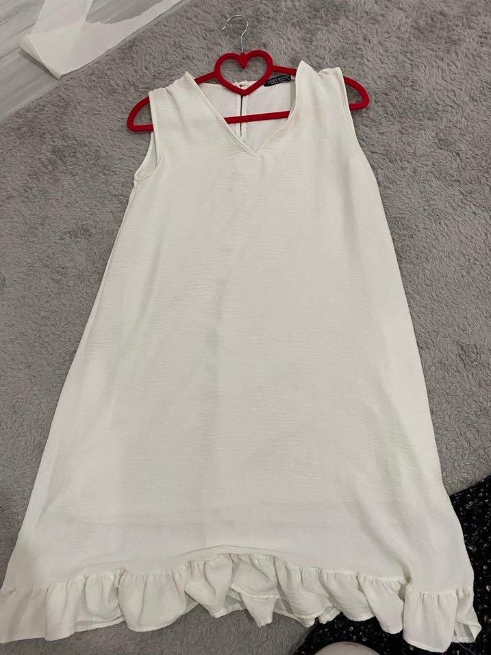 V Yaka Kolsuz Midi Beyaz Elbise - Görsel 2